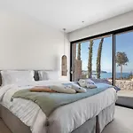Villa Alchaca - New Magnificent With Infinity Pool & Tennis