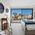 Alchaca - New Magnificent With Infinity Pool & Tennis Villa *