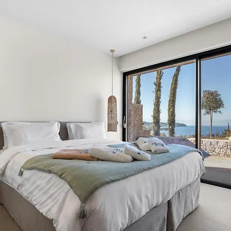 Villa Alchaca - New Magnificent With Infinity Pool & Tennis