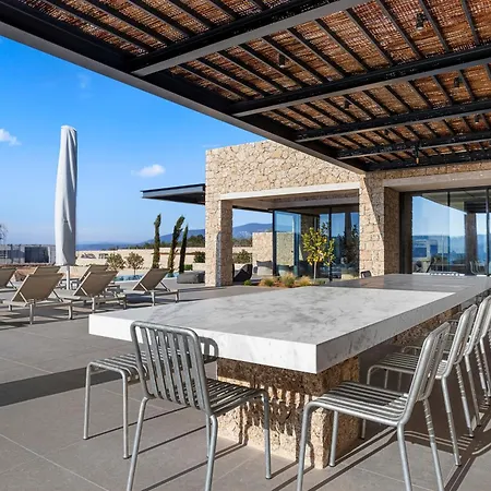 Villa Alchaca - New Magnificent With Infinity Pool & Tennis