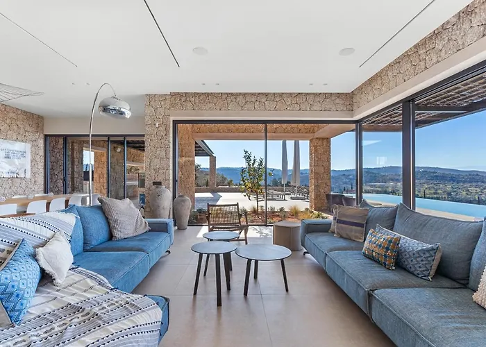 Villa Alchaca - New Magnificent With Infinity Pool & Tennis Koilás