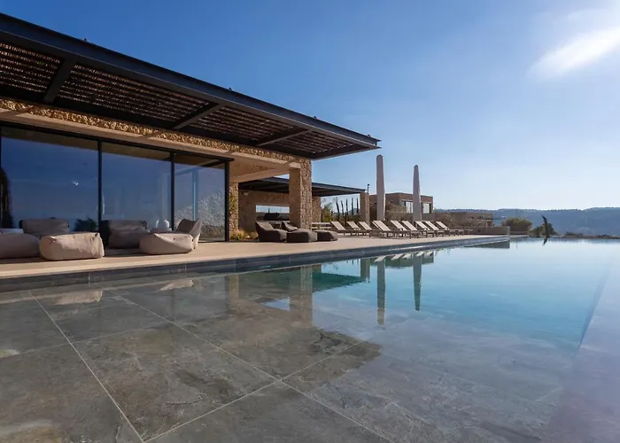 Alchaca - New Magnificent With Infinity Pool & Tennis Villa Koilás