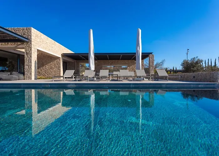 Alchaca - New Magnificent With Infinity Pool & Tennis Villa *