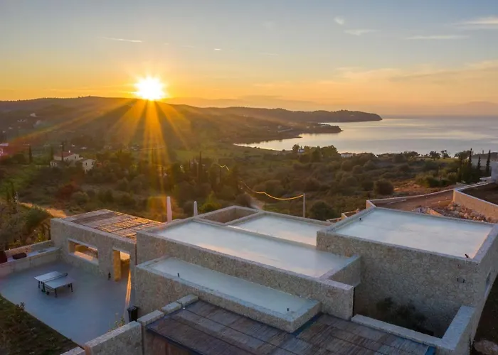 Alchaca - New Magnificent With Infinity Pool & Tennis Villa Koilás