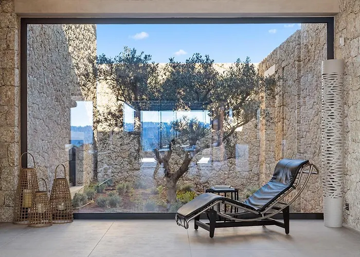 Villa Alchaca - New Magnificent With Infinity Pool & Tennis